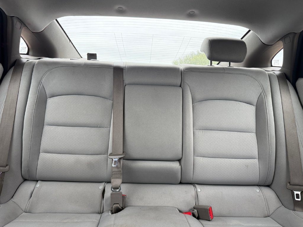 Used 2022 Chevrolet Malibu LT FWD image 43