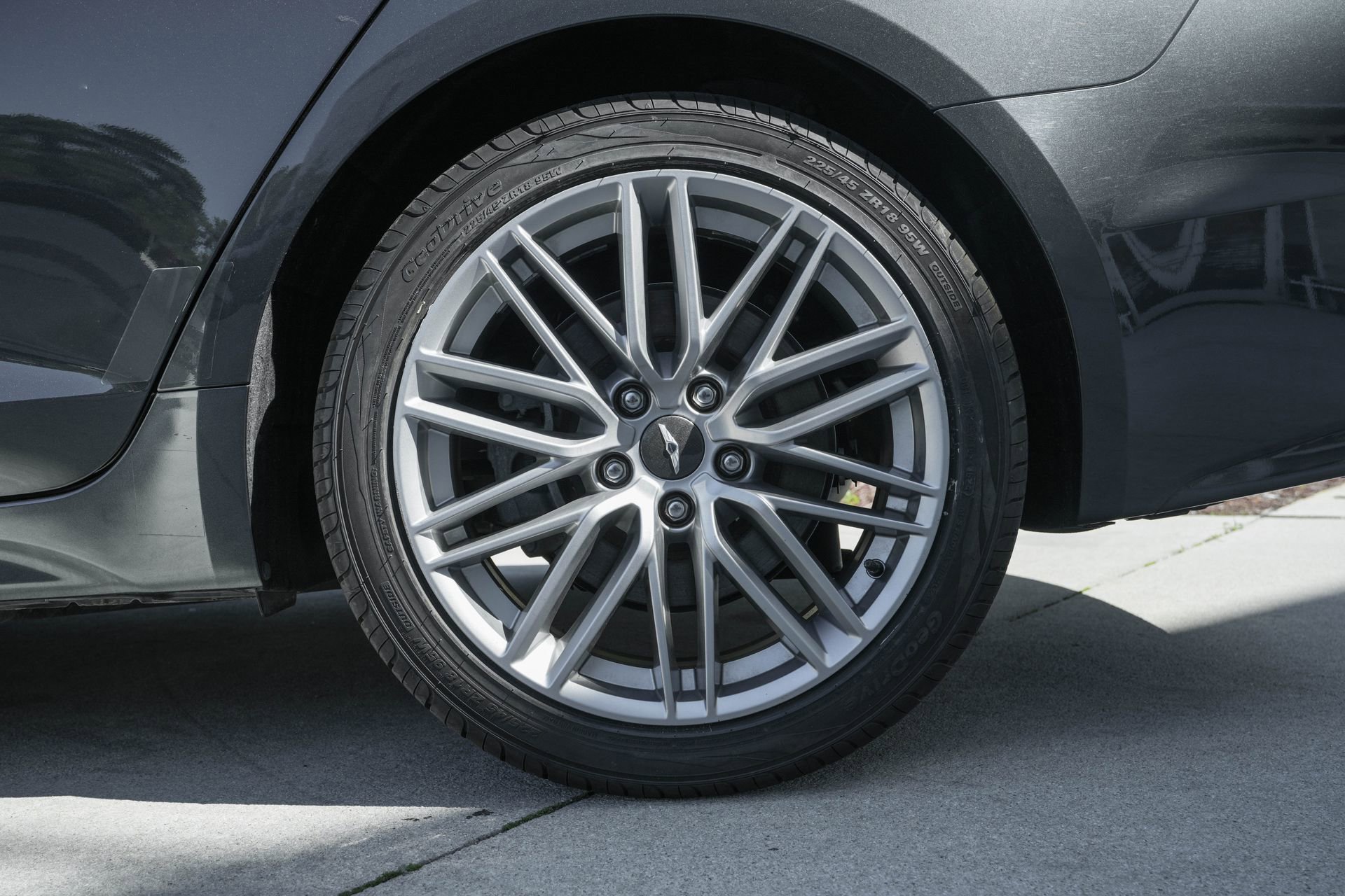 Used 2021 Genesis G70 2.0T w/ Elite Package image 34