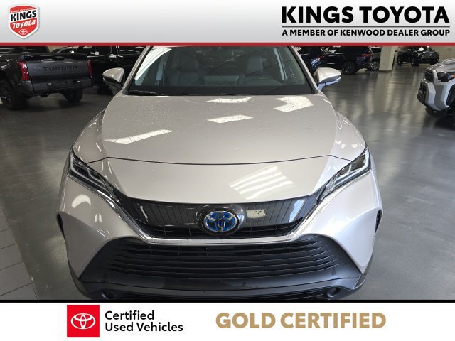 Certified 2024 Toyota Venza LE AWD/4WD image 3