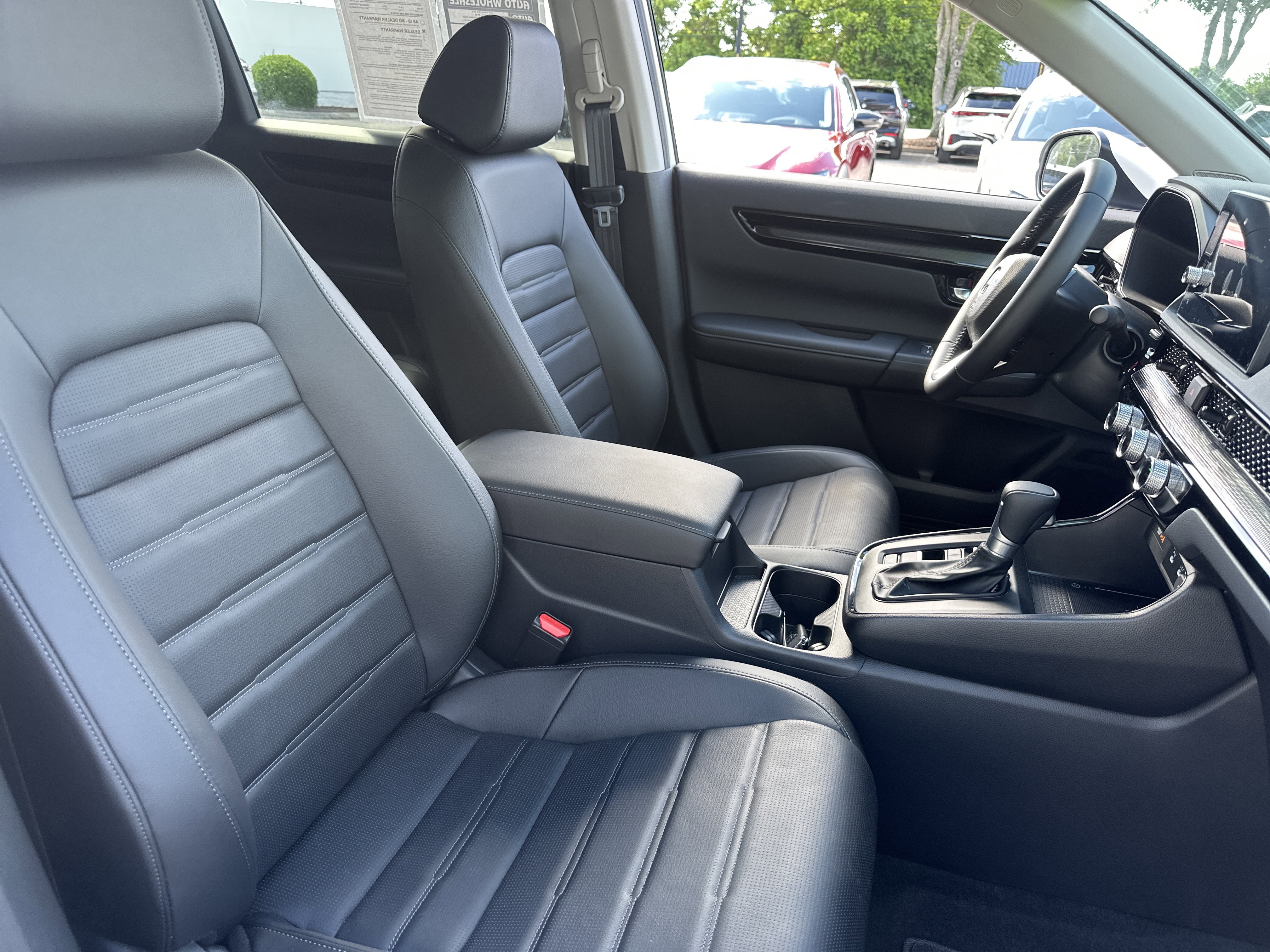 Used 2026 Honda CR-V EX-L image 6