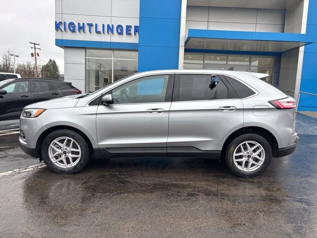 Used 2023 Ford Edge SEL image 3