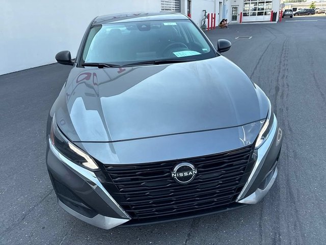 Used 2024 Nissan Altima 2.5 SV FWD image 20