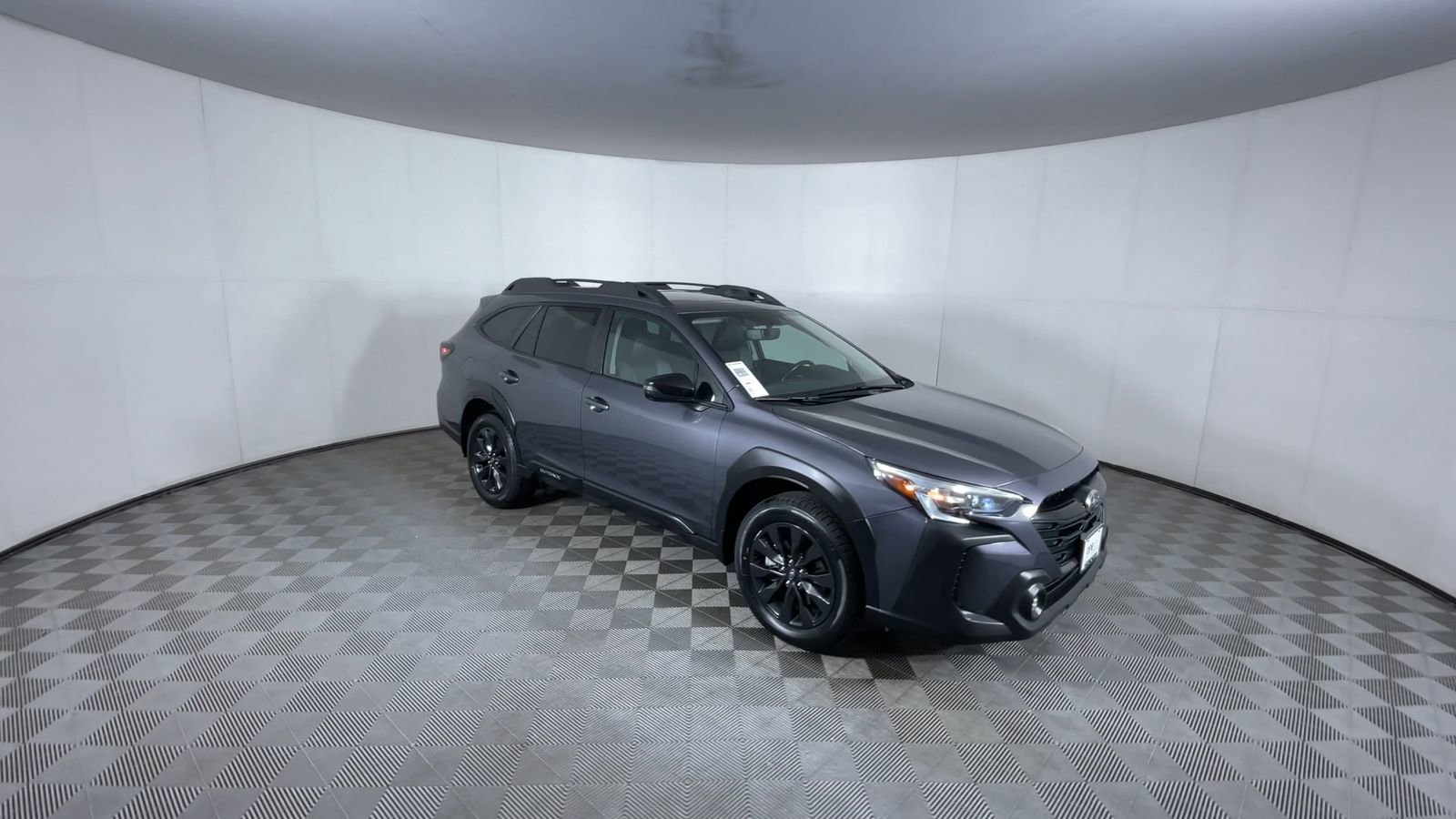 Used 2024 Subaru Outback Onyx Edition XT AWD/4WD image 2