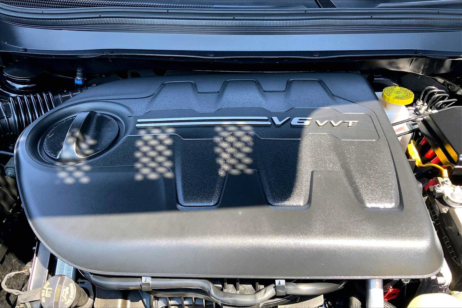 Used 2020 Jeep Cherokee Limited AWD/4WD image 29