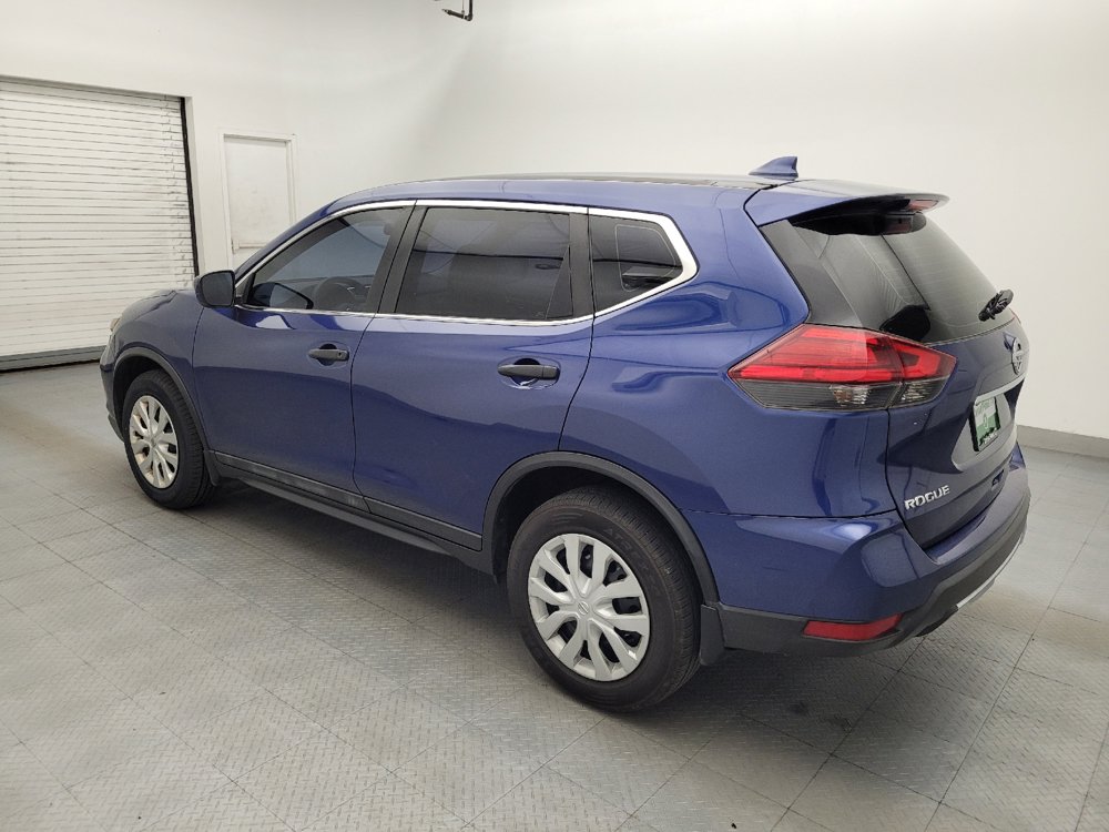 Used 2017 Nissan Rogue S AWD/4WD image 3