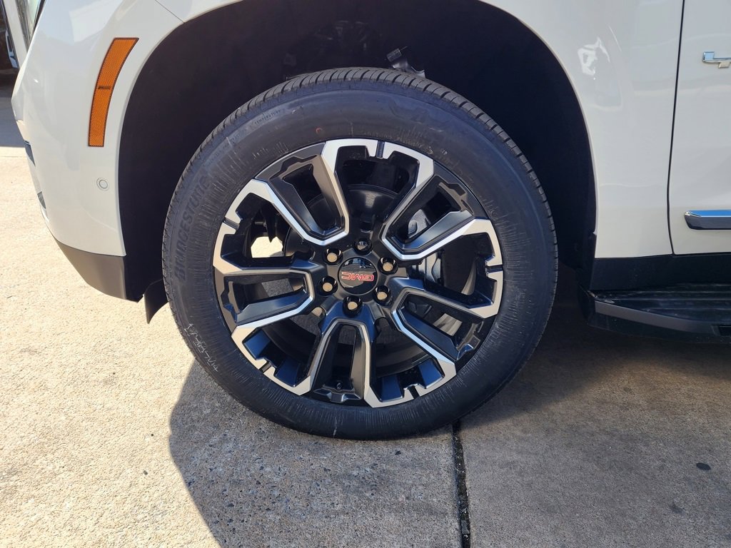 New 2026 GMC Yukon Elevation image 59