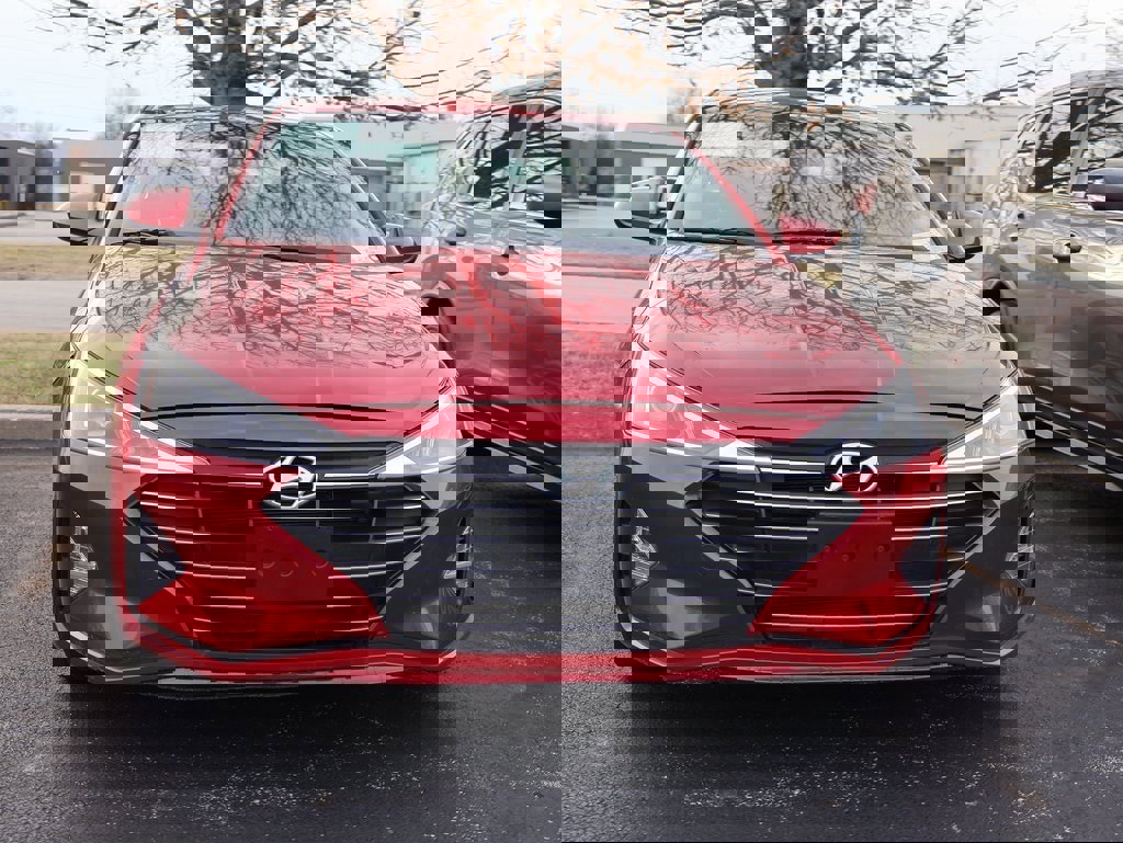 Used 2020 Hyundai Elantra SEL image 3