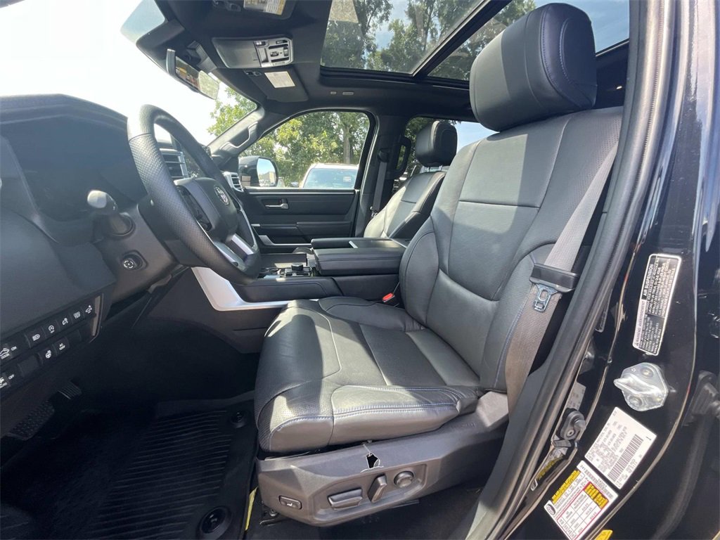 Used 2022 Toyota Tundra Platinum image 11