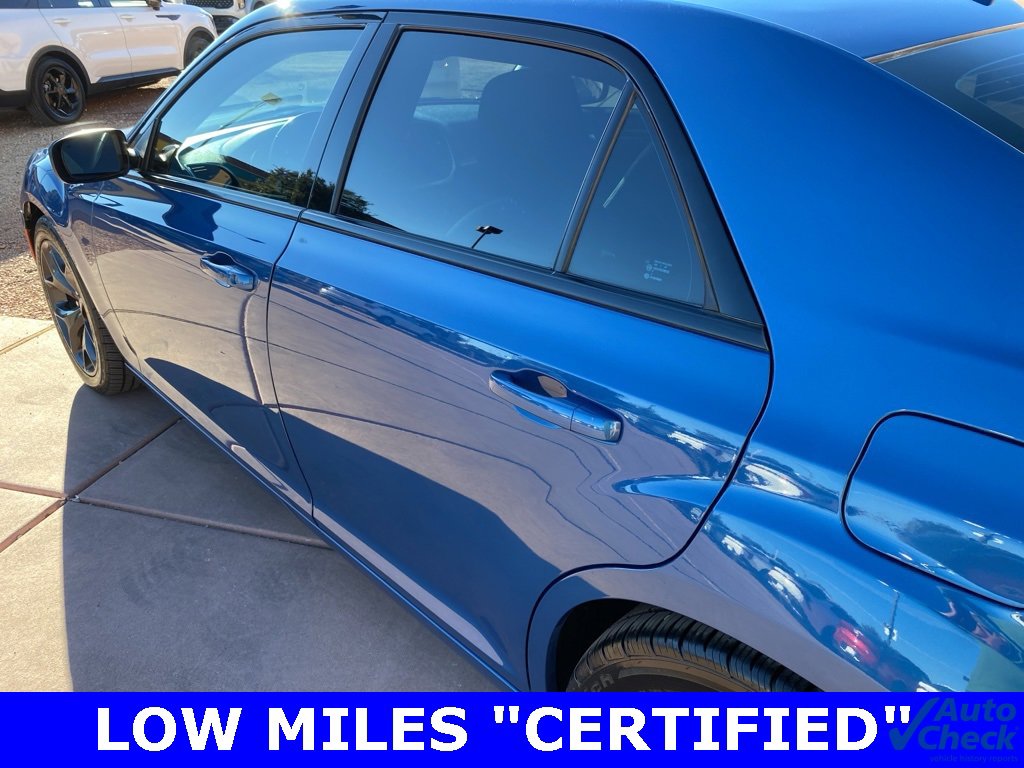 Used 2021 Chrysler 300 Touring w/ Sport Appearance Package image 12
