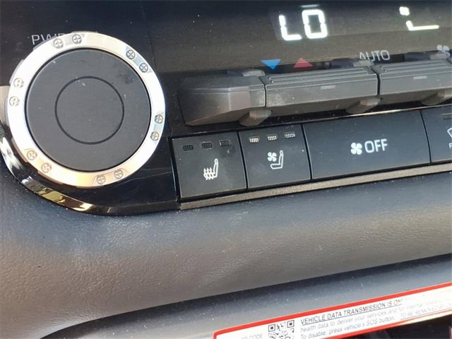 Used 2025 Toyota Tundra Platinum image 8