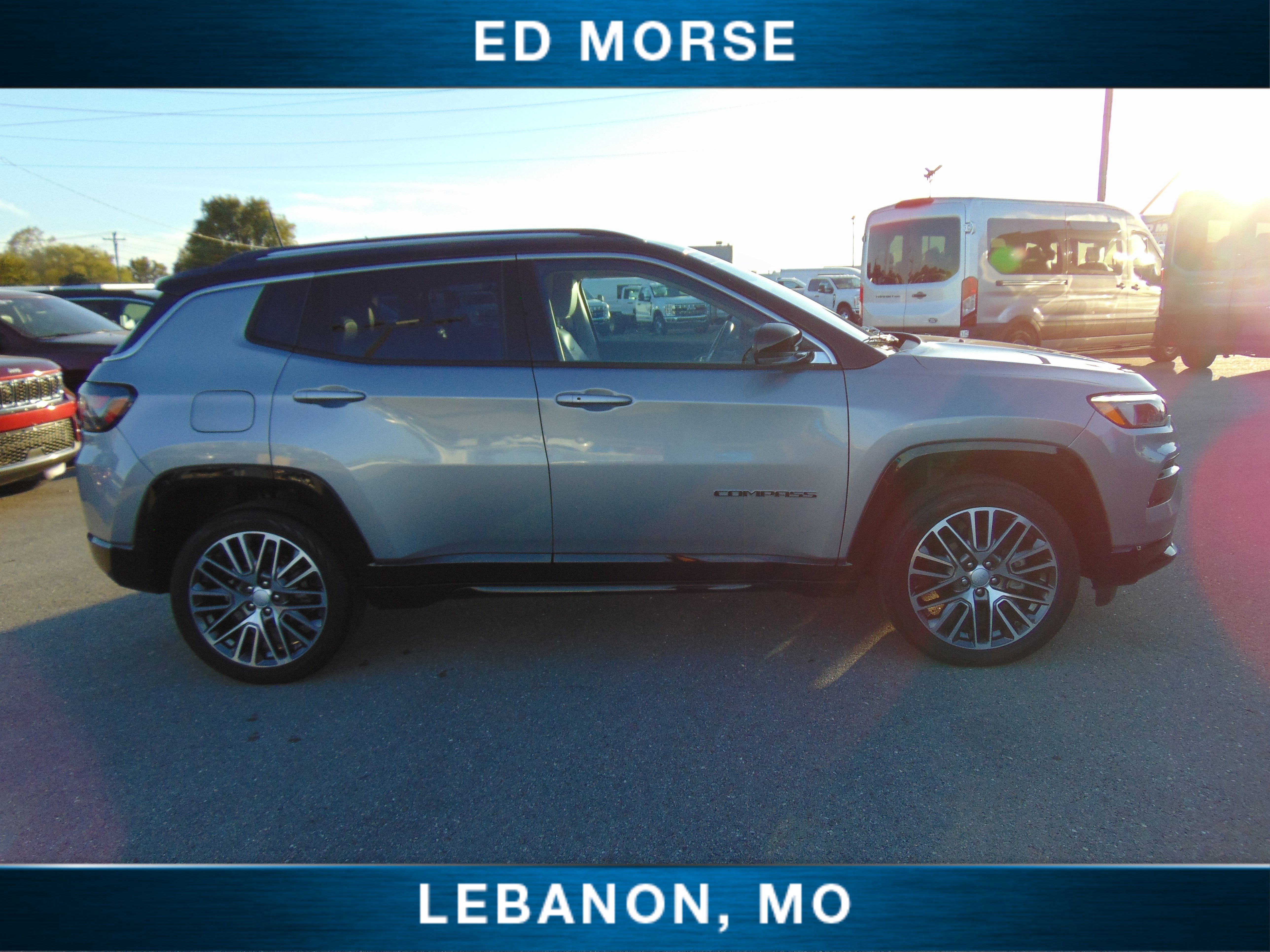 Used 2022 Jeep Compass Limited w/ Elite Group image 5