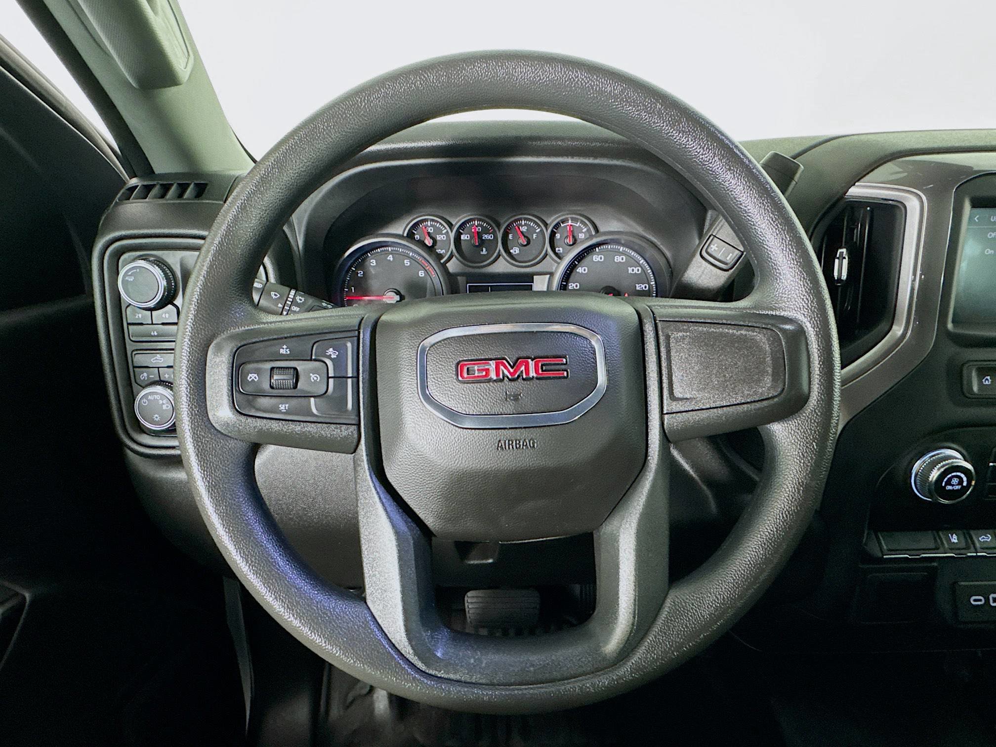 Used 2024 GMC Sierra 2500 Pro w/ Convenience Package image 11