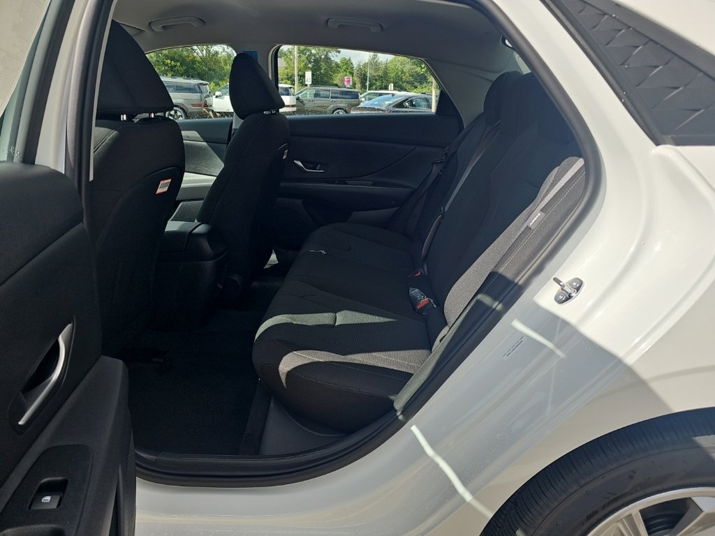 New 2026 Hyundai Elantra SE FWD image 26