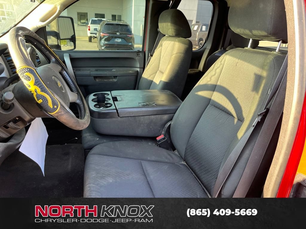 Used 2013 Chevrolet Silverado 1500 LT w/ All-Star Edition AWD/4WD image 9