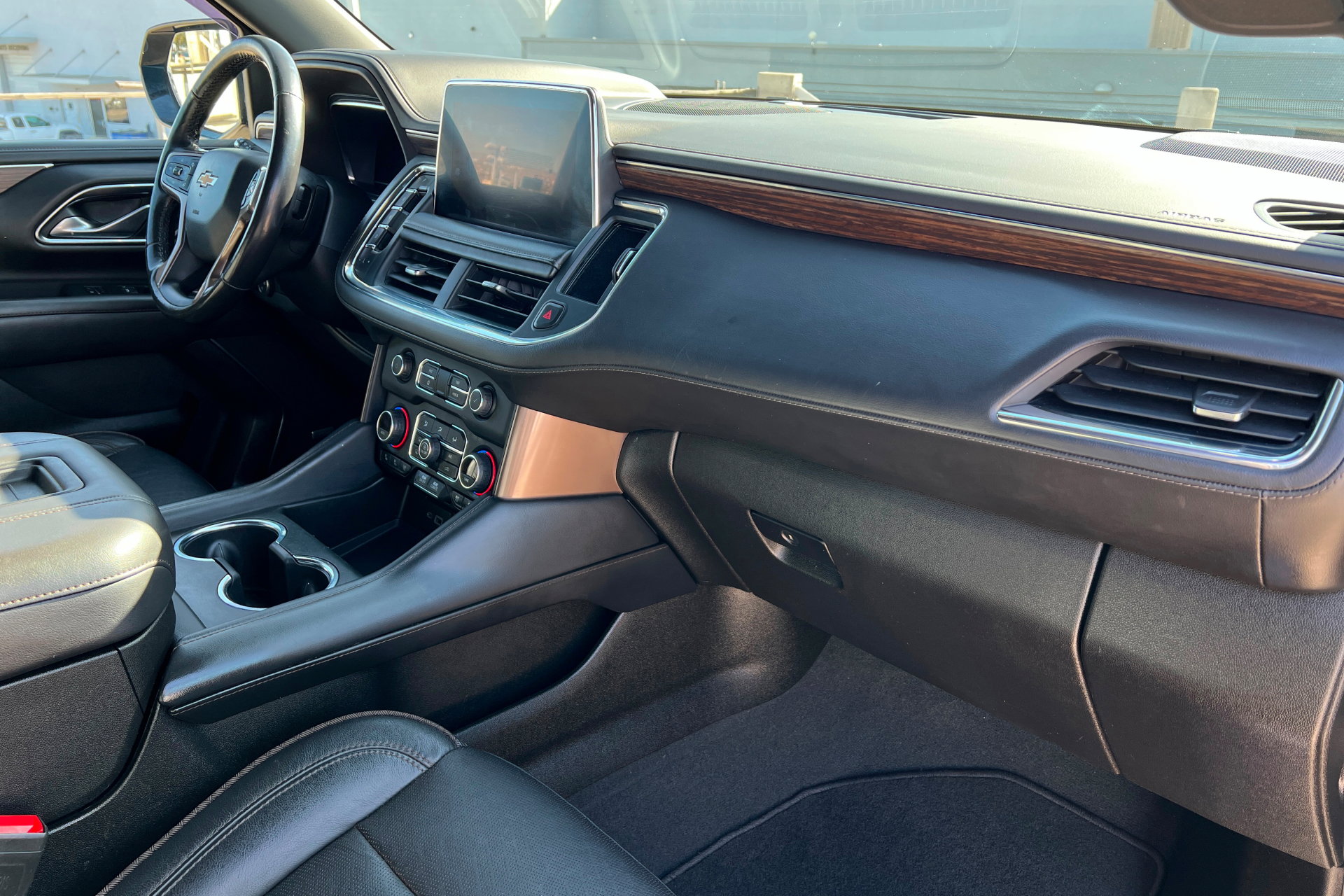 Used 2022 Chevrolet Tahoe High Country image 25