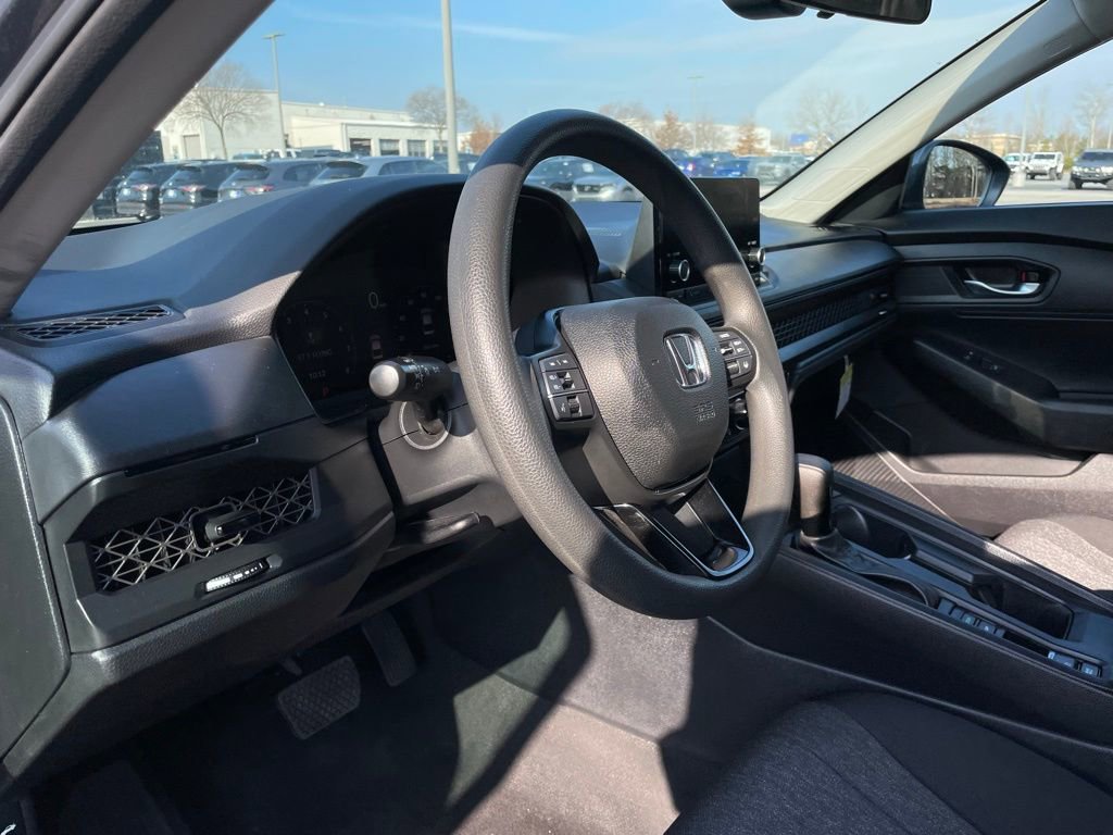 Certified 2025 Honda Accord LX image 27