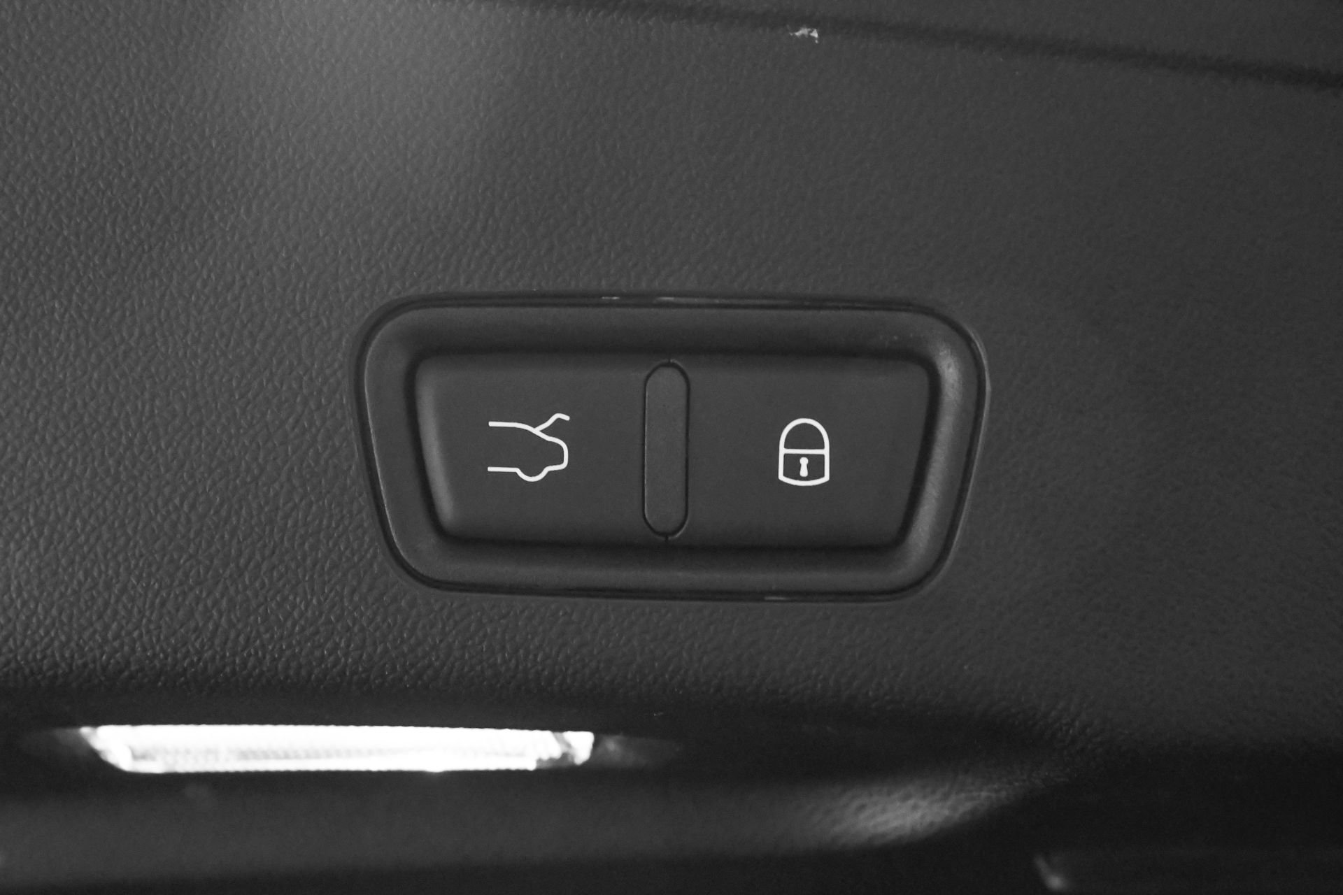 New 2025 Maserati Grecale GT image 8