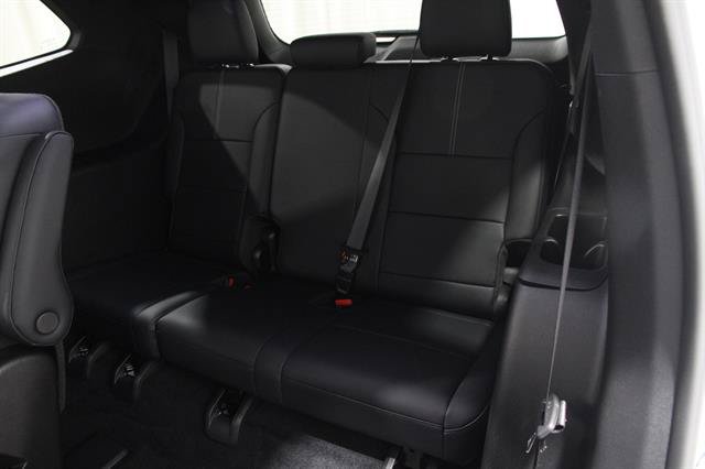 Used 2026 GMC Acadia Elevation w/ Elevation Premium Package AWD/4WD image 18