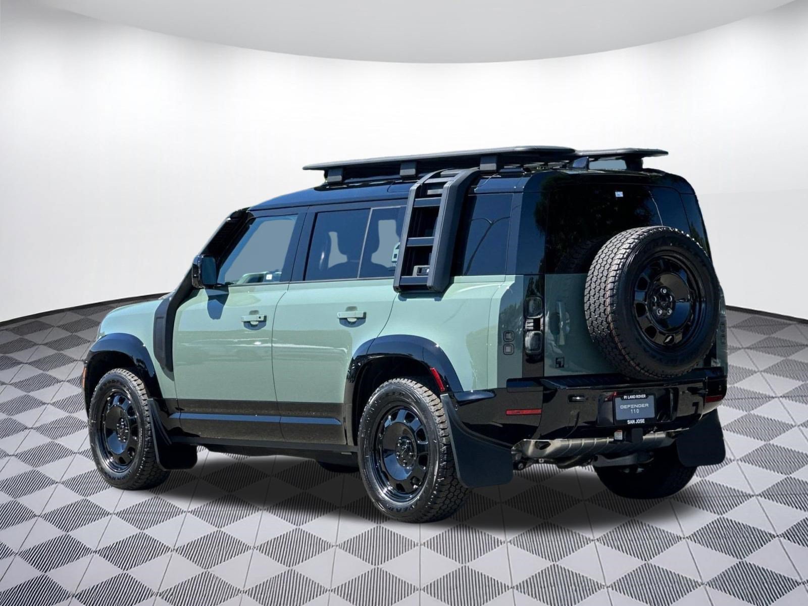 New 2026 Land Rover Defender 110 Trophy Edition AWD/4WD image 3