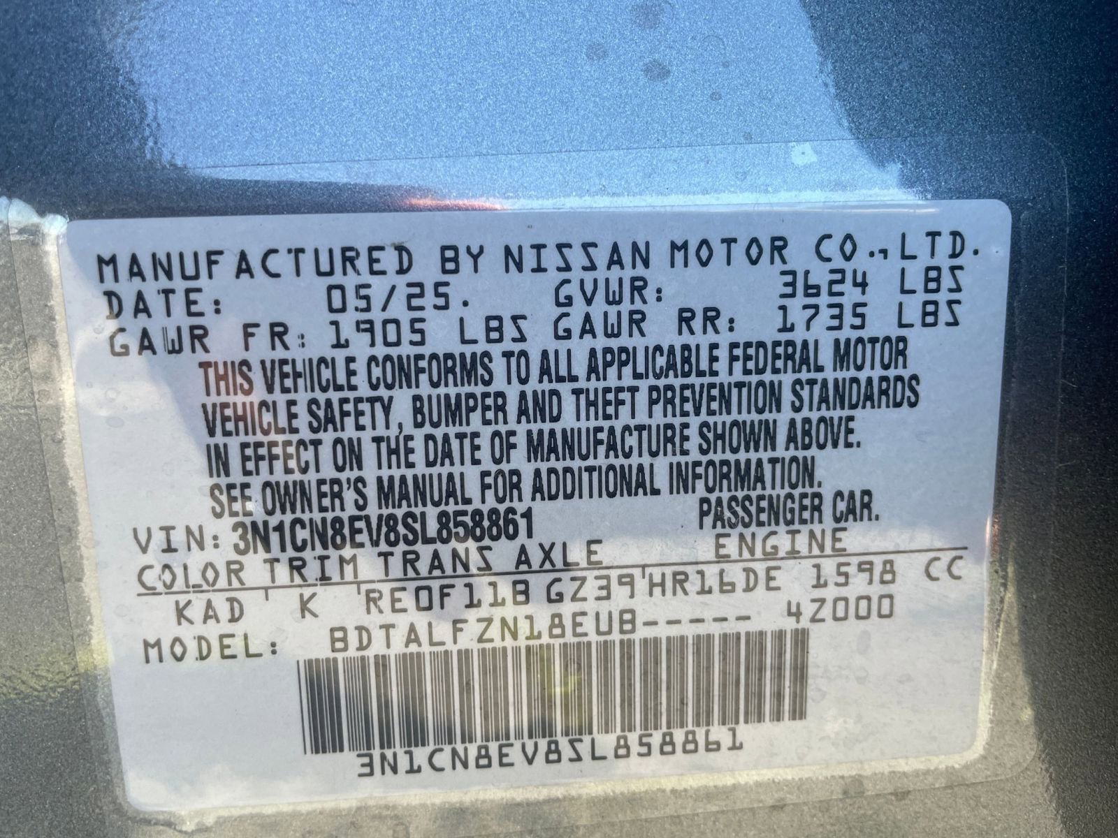 Used 2025 Nissan Versa SV image 27