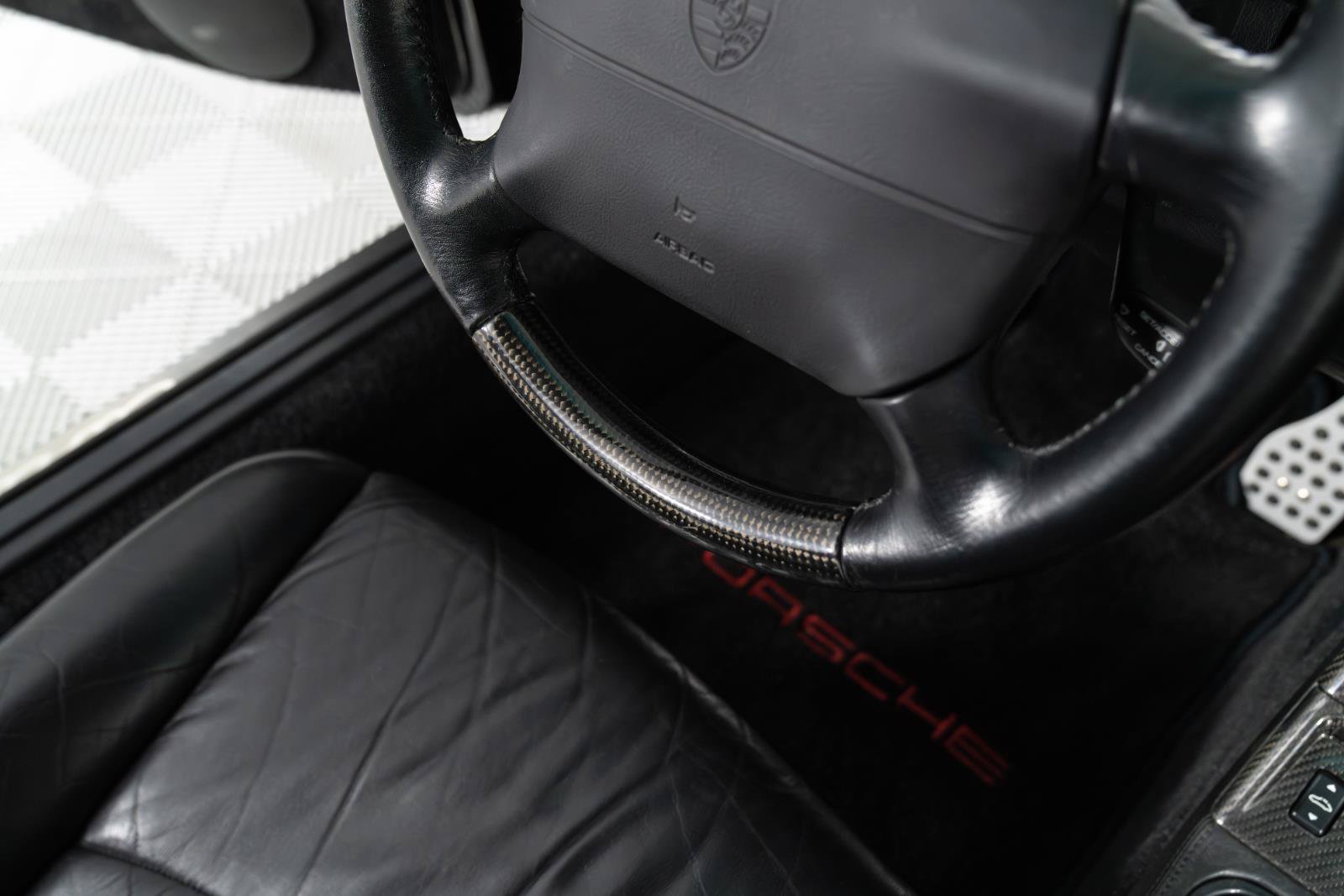Used 1996 Porsche 911 Turbo RWD image 12