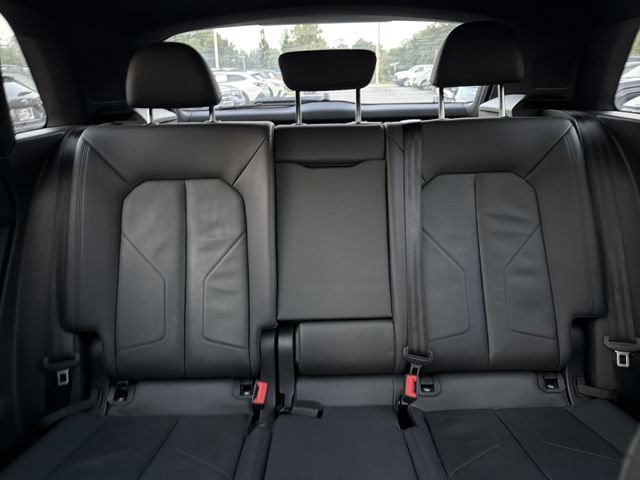 Used 2024 Audi Q3 2.0T Premium AWD/4WD image 28
