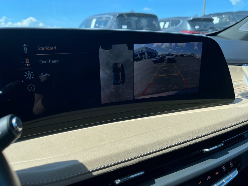 Used 2024 Cadillac XT4 Premium Luxury w/ Active Safety Package AWD/4WD image 19