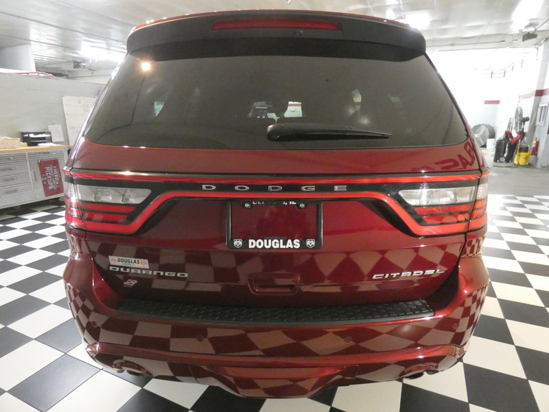 Used 2023 Dodge Durango Citadel image 5