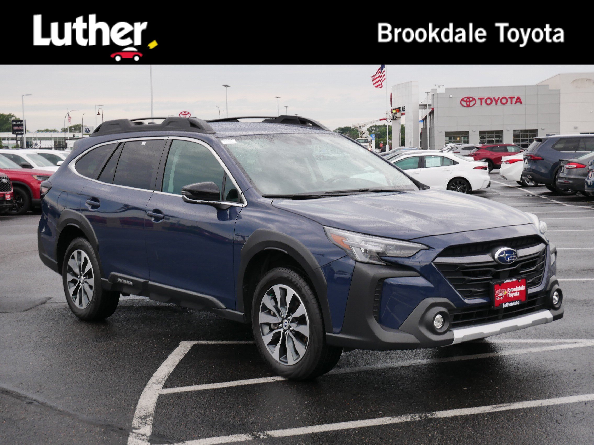 Used 2023 Subaru Outback Limited AWD/4WD image 1