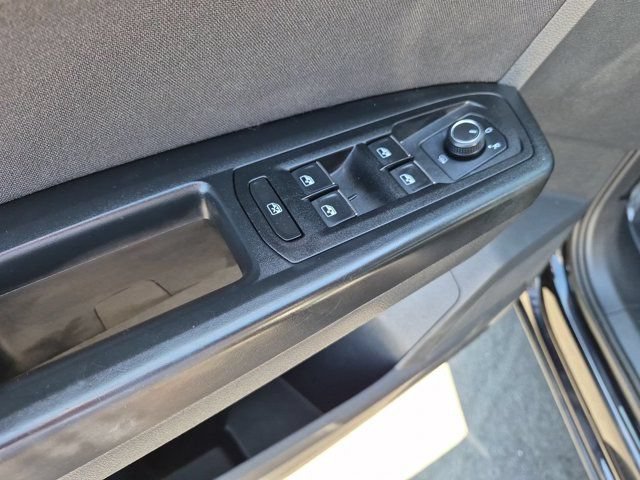 Used 2019 Volkswagen Atlas S AWD/4WD image 15