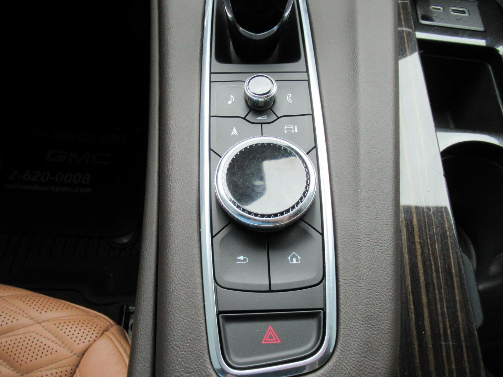 Used 2021 Cadillac Escalade Sport w/ LPO, ONYX Package AWD/4WD image 28