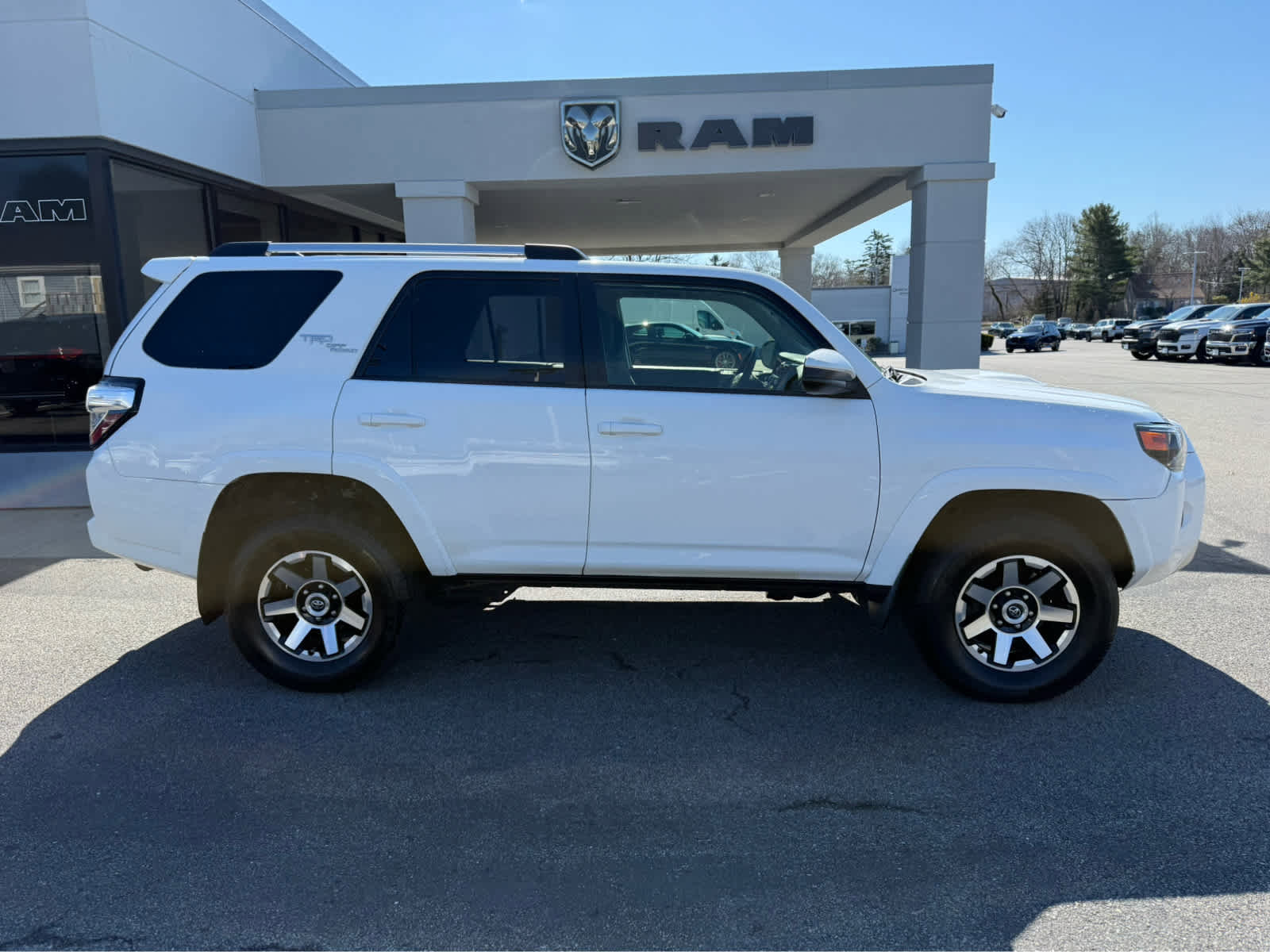 Used 2018 Toyota 4Runner TRD Off-Road image 10
