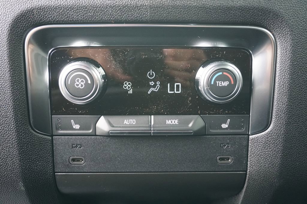 New 2026 GMC Yukon Elevation image 22