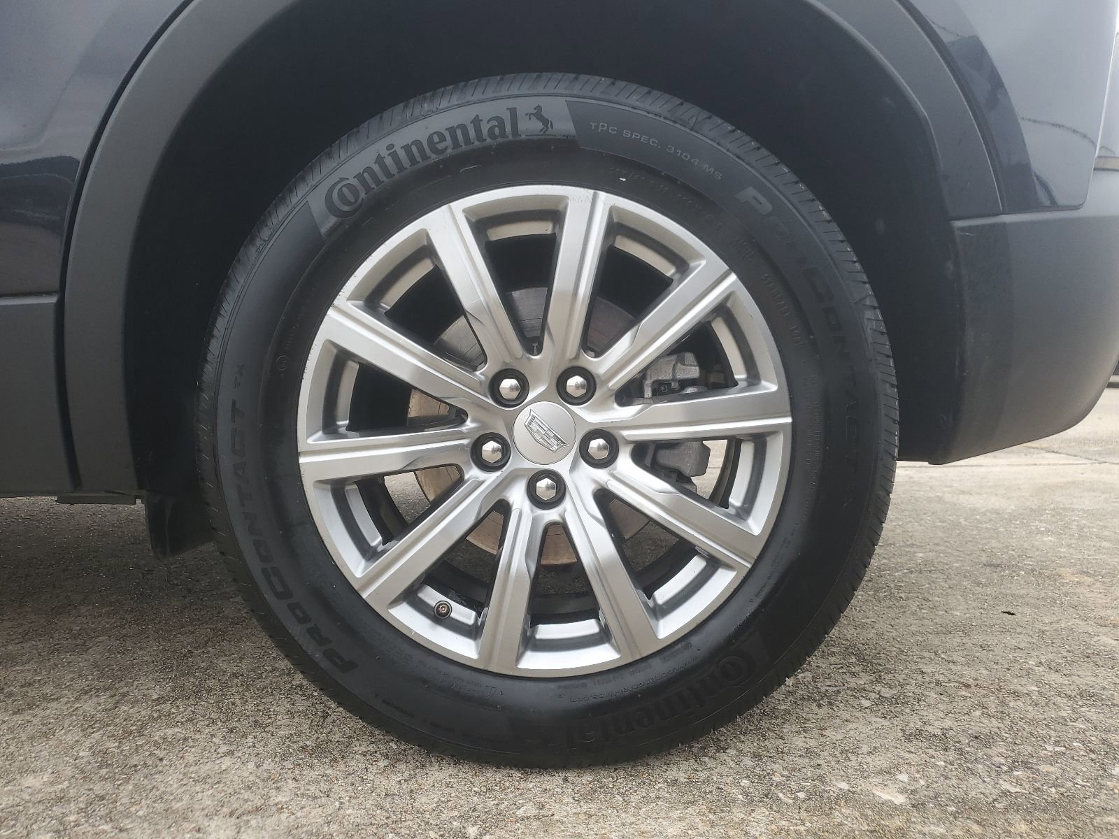 Used 2023 Cadillac XT4 Premium Luxury image 8