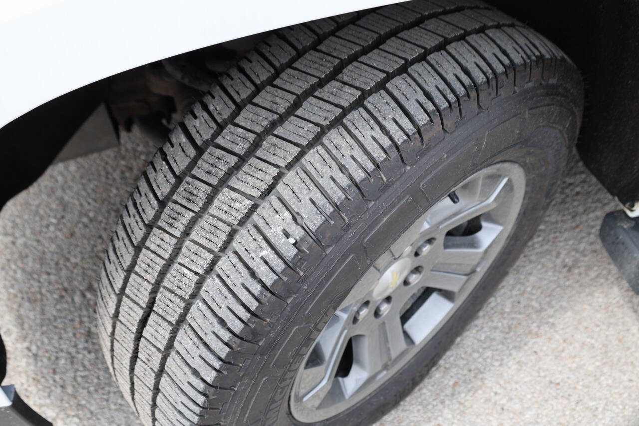 Used 2017 Chevrolet Tahoe LT image 26