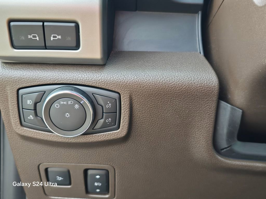 Used 2019 Ford F250 King Ranch w/ King Ranch Ultimate Package AWD/4WD image 28