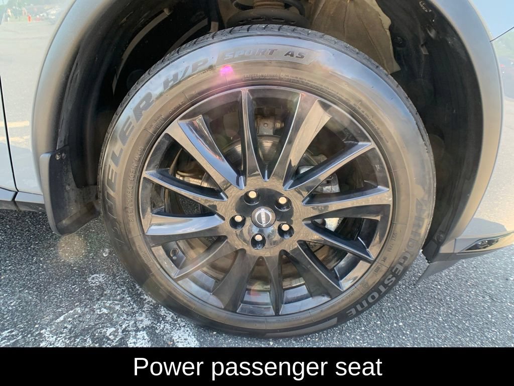 Certified 2024 Nissan Murano SV w/ SV Midnight Edition Package AWD/4WD image 33
