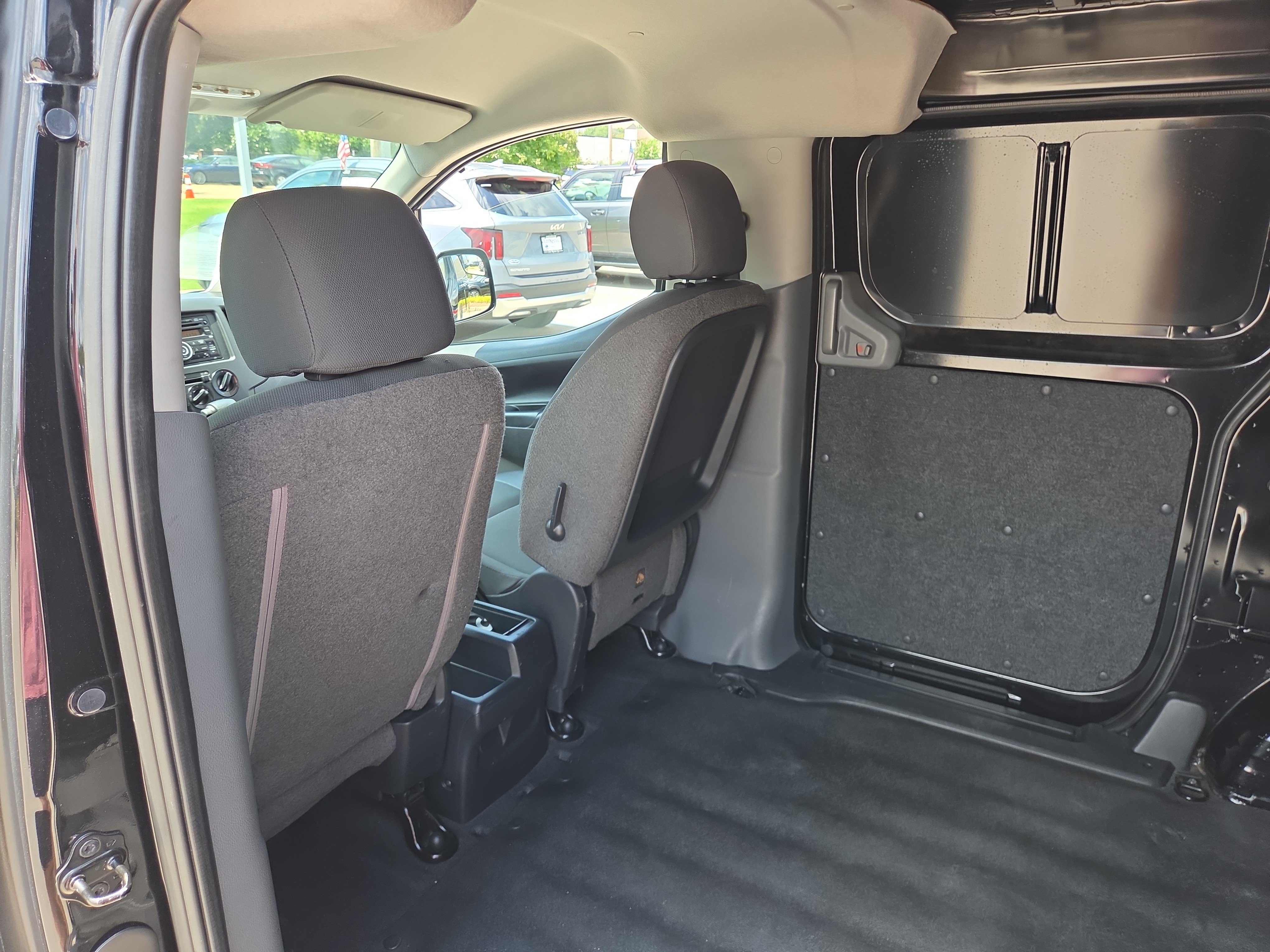 Used 2015 Chevrolet City Express LS FWD image 13