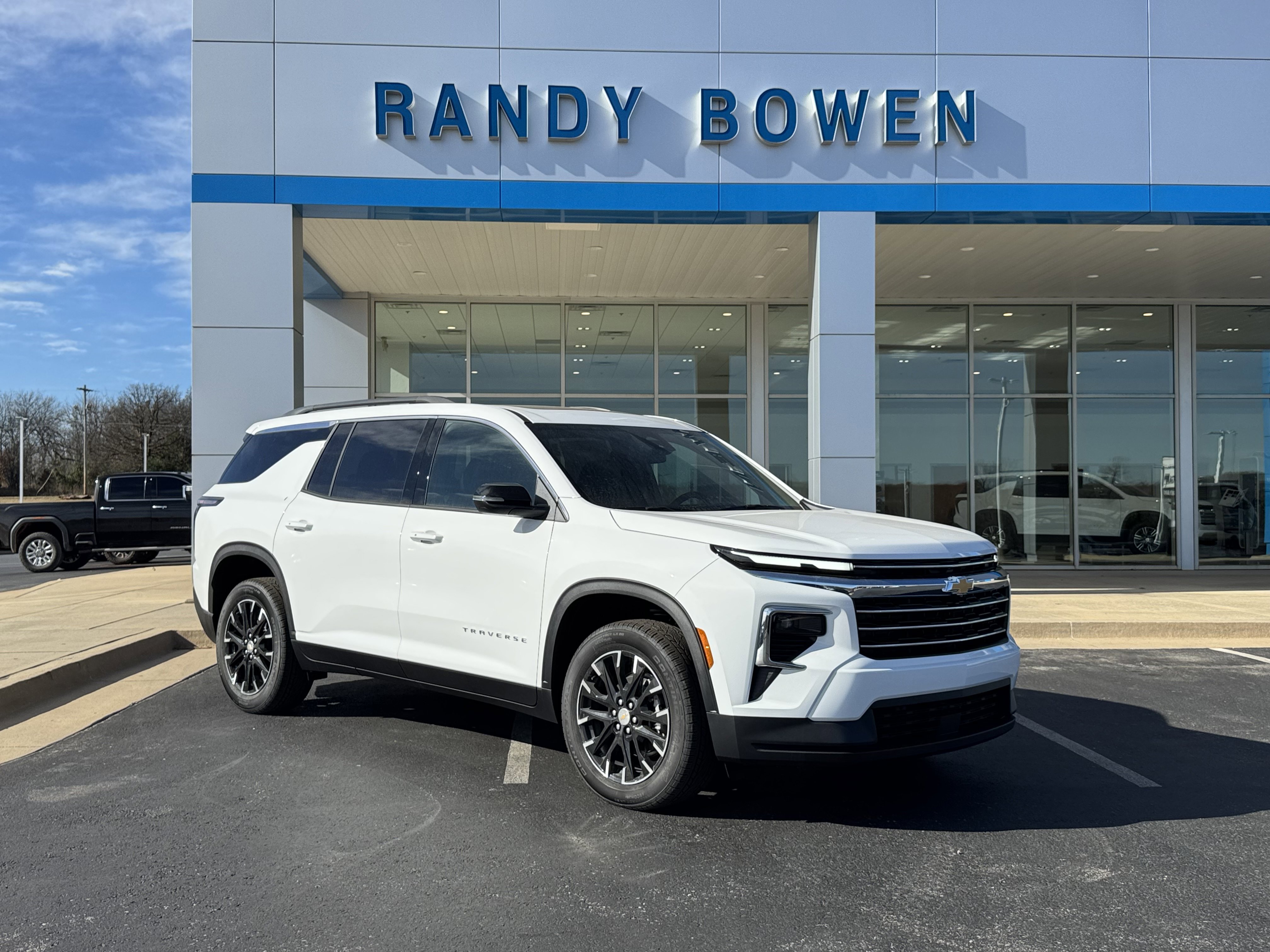 New 2026 Chevrolet Traverse LT w/ Sun and Wheel Package image 1