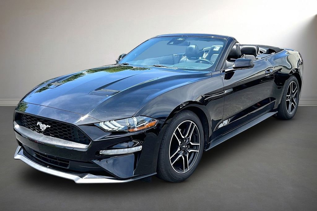 Used 2023 Ford Mustang Premium RWD image 3