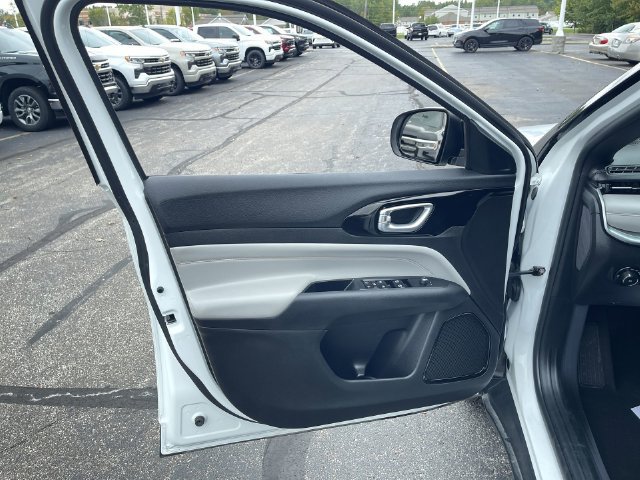 Used 2026 Jeep Compass Limited AWD/4WD image 21