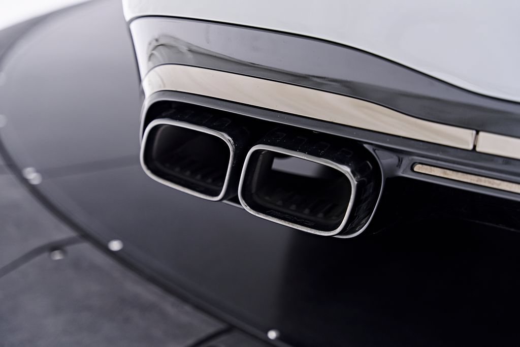 Used 2024 Mercedes-Benz S 63 AMG S w/ Rear Seat Package image 33