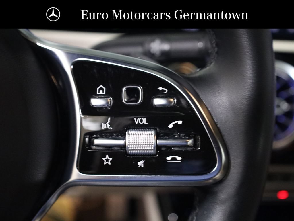 Used 2023 Mercedes-Benz CLA 250 4MATIC image 25