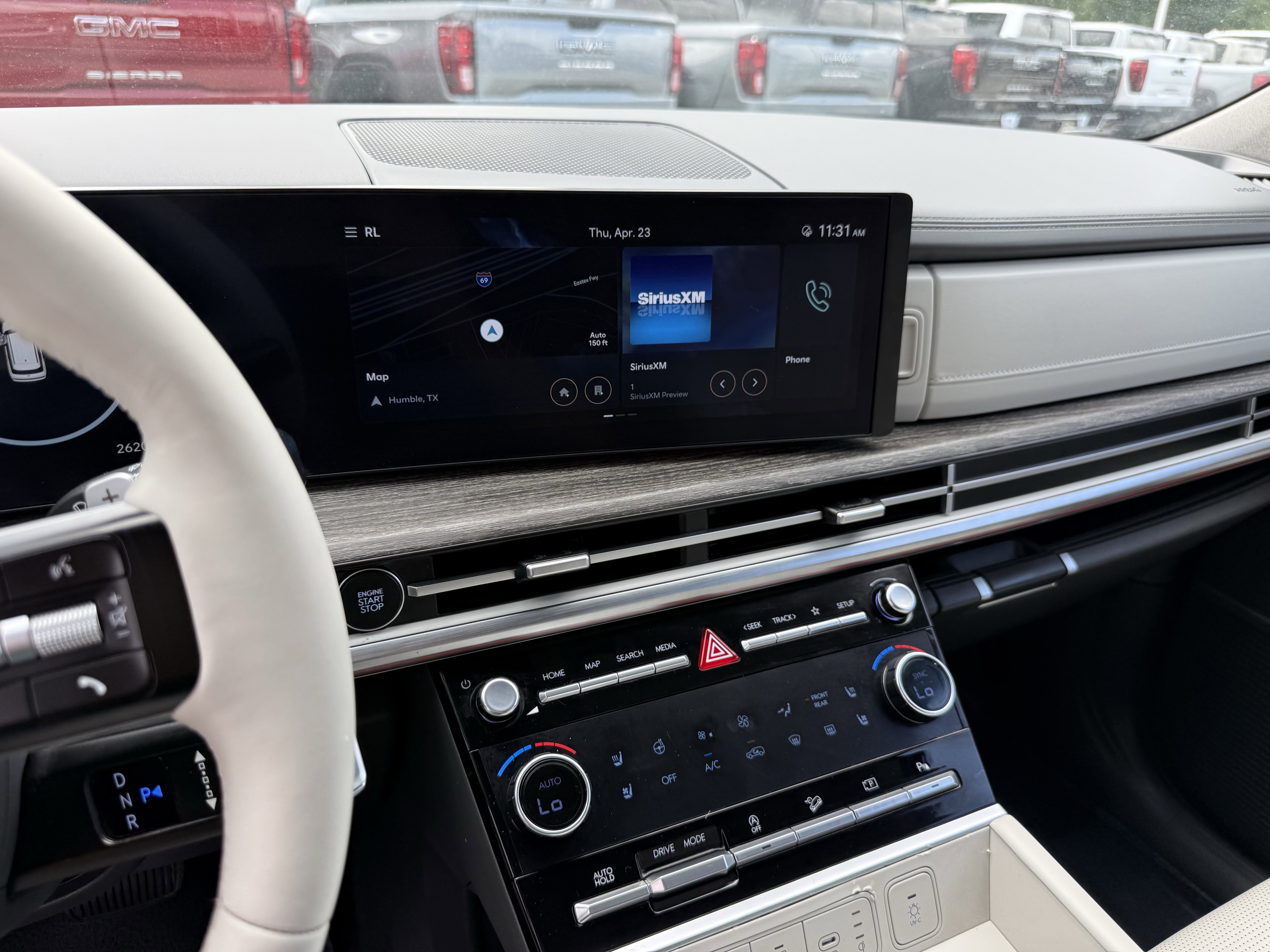 Used 2025 Hyundai Santa Fe Limited FWD image 19