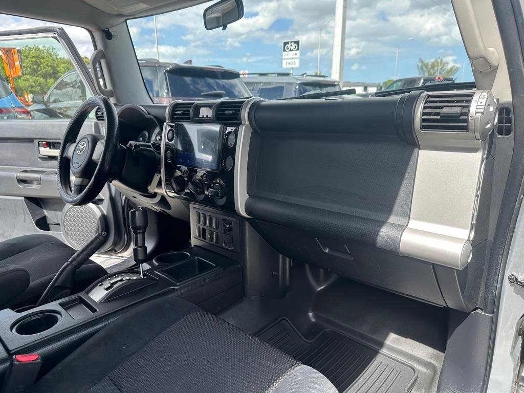 Used 2007 Toyota FJ Cruiser 2WD image 20