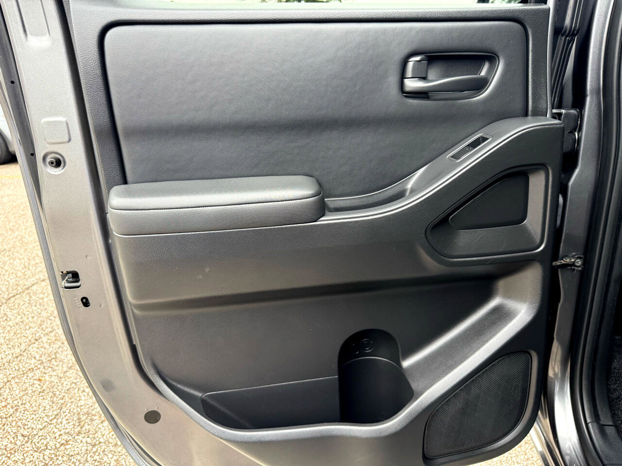 Used 2022 Nissan Frontier S image 21