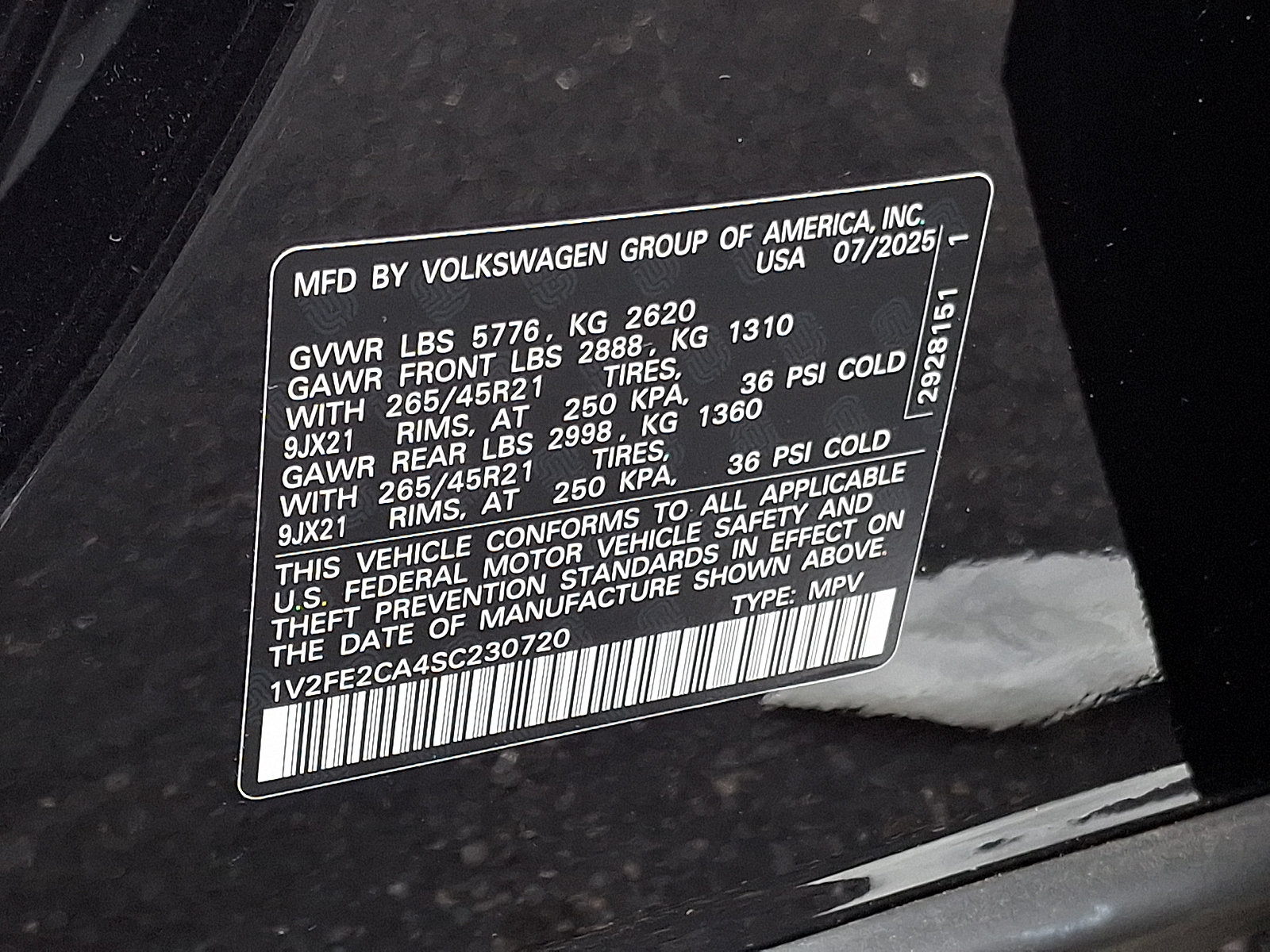 Used 2025 Volkswagen Atlas Cross Sport SEL Premium R-Line AWD/4WD image 29