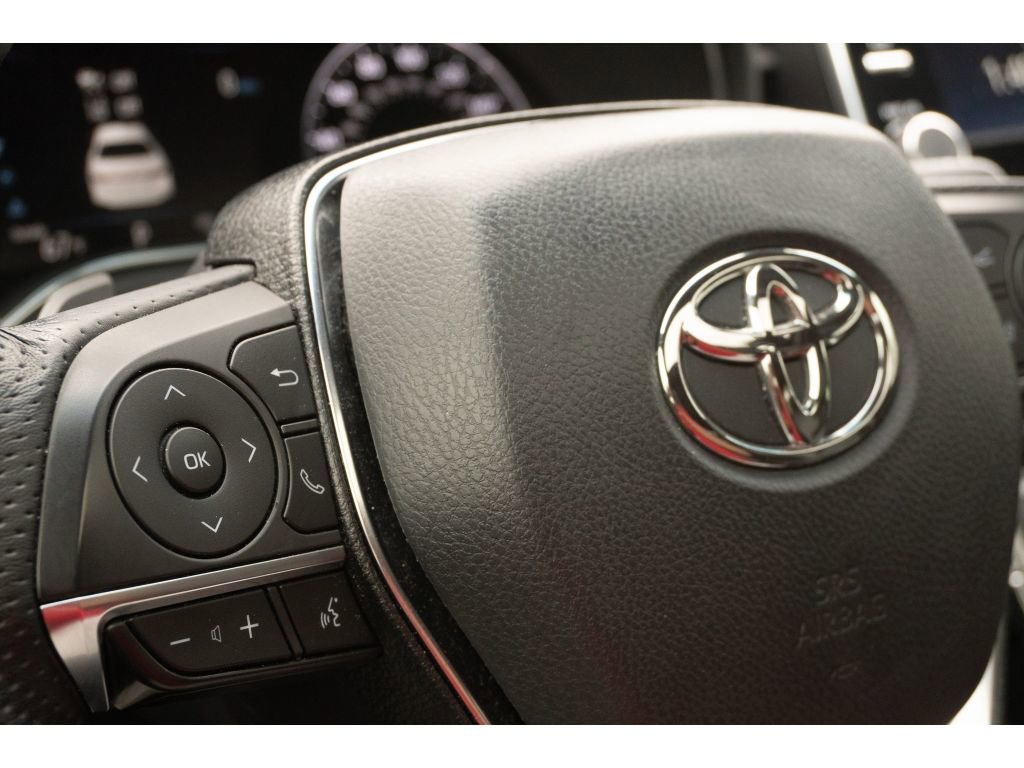 Used 2020 Toyota Avalon XSE image 30