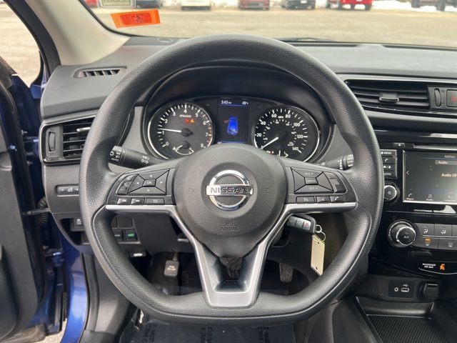 Used 2020 Nissan Rogue Sport S image 27