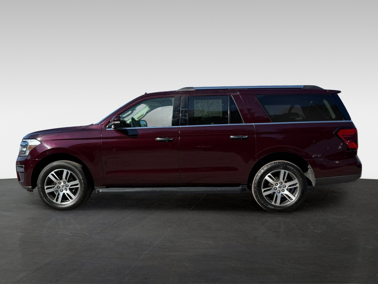 Used 2024 Ford Expedition Max Limited AWD/4WD image 8